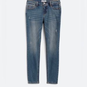 Mid-rise skinny jeans